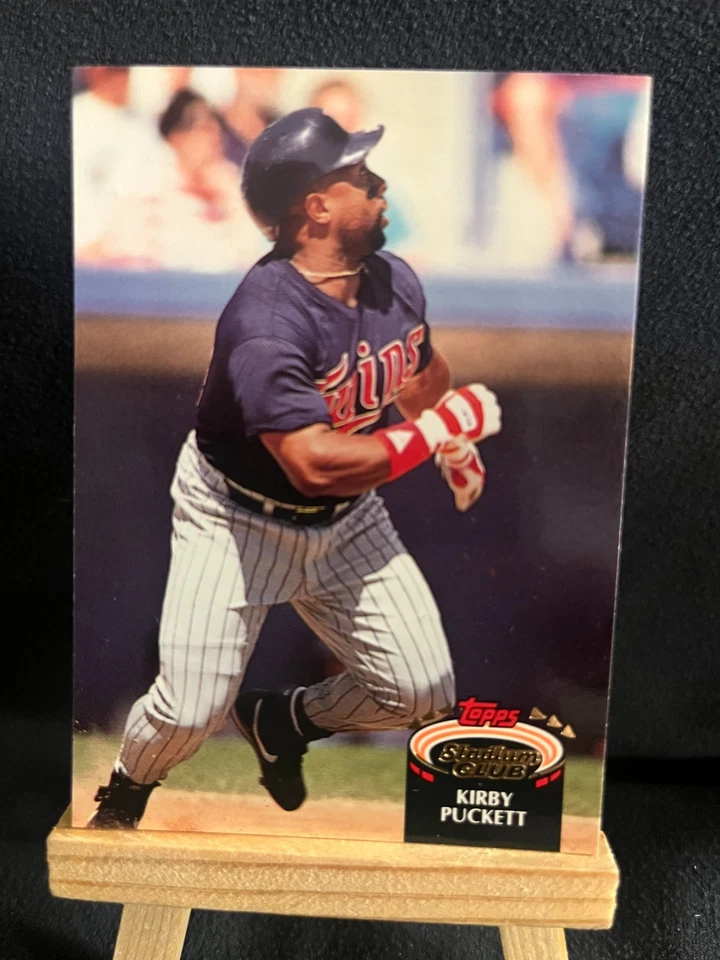 1992 Topps Stadium Club #500 Kirby Puckett WRONG DOB ERROR Funds to Charity - Image 1 of 4