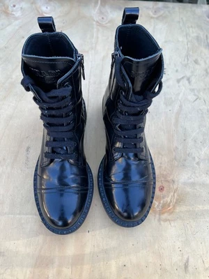 Botas de Combate Prada Monolith/Patente Cuero Negras Con Cordones y Cremallera Lateral Talla 35 Foto 1 de 4