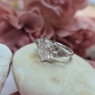 3.10Ct Heart-Cut G/VS1 Lab Grown Diamond  Engagement Ring 14k White Gold - Image 1 of 4