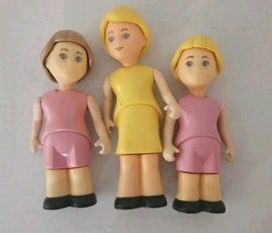Little Tikes Dollhouse Figures People Family Mom, Girls - Picture 1 of 3