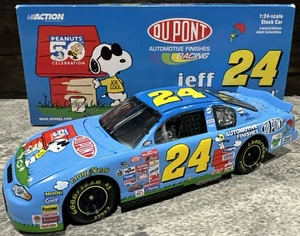 2000 Jeff Gordon #24 DuPont Peanuts 50th Celebration Snoopy 1/24 Action Nascar - Picture 1 of 5