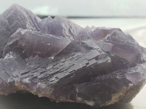 Fluorite naturale 310g - Foto 1 di 5