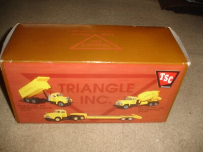 1/34 first gear triangle sand and gravel truck - Image 1 of 4