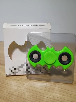 Juguete giratorio inquieto de mano de alta velocidad para aliviar el estrés Batman juguete giratorio inquieto verde Foto 1 de 4