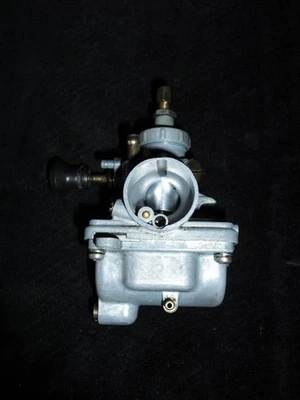 Carburador genuino Suzuki GT50 RG50 ZR50 TS50 OR50 Foto 1 de 3
