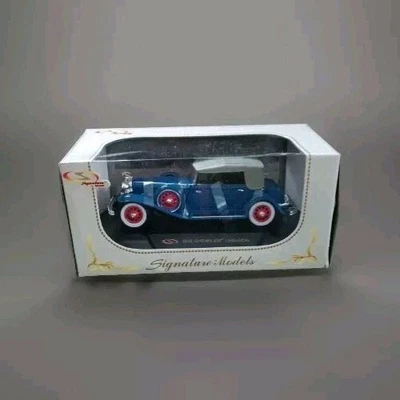 Signature Models 1932 Chrysler Lebaron 1/32 Blue Car Collectible New - Image 1 of 4
