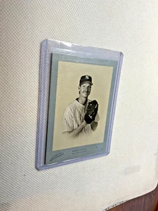 Randy Johnson 31/35 Donruss Studio Portraits SP-64 2005 madera en blanco y negro azul - Imagen 1 de 2