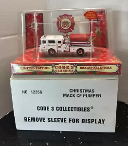 Code 3 Christmas Mack CF Pumper 4 #12356 1/64 - Picture 1 of 10