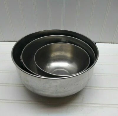 Farberware Bowl Stainless Thumb Ring MixingNesting Server 3pc 2.5,1.5 & 1Qt - Image 1 of 3