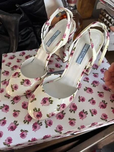 NWB Prada Floral Women's Heels (Size 37.5/fits like women’s size 7) - Picture 1 of 8