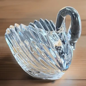 Vintage Glass Swan Gloria Vanderbilt Lead Crystal West Germany 1970s - Picture 1 of 4