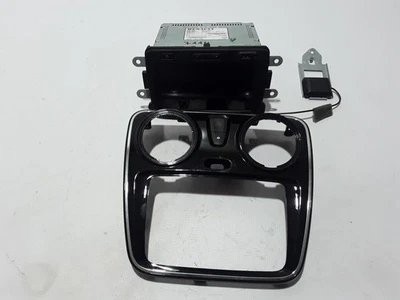 DACIA LODGY Musik-Player ohne GPS 281157850R 1.20 Petrol 85kw 2012 22401819 - Bild 1 von 4