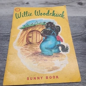Vintage 1968 Willie Woodchuck Sunny Book A34 - Picture 1 of 9