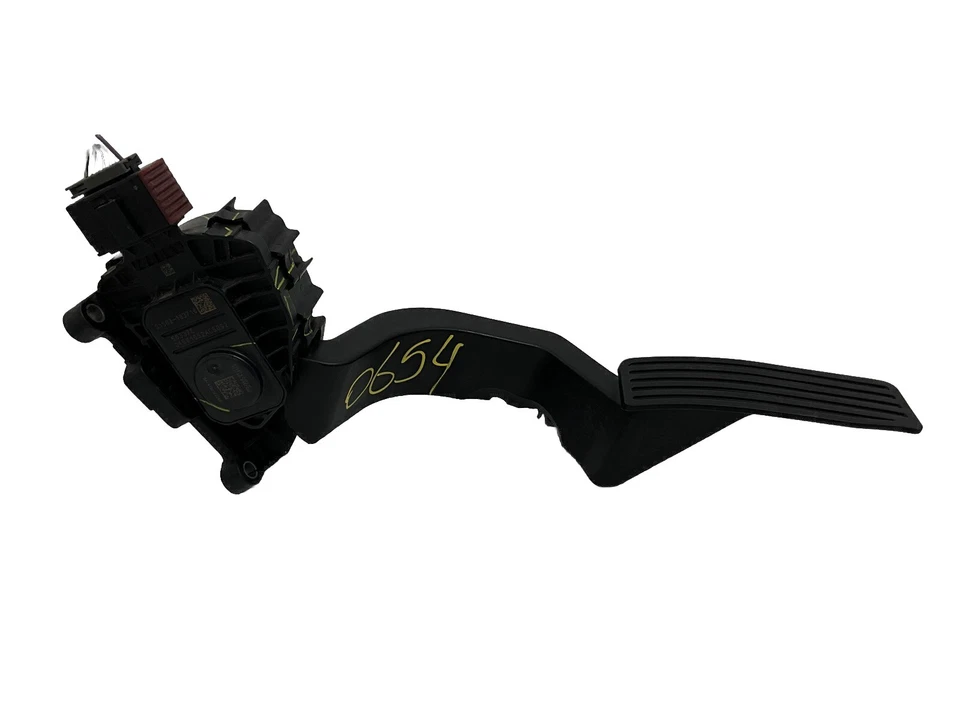 Jeep Cherokee 2015 montaje de pedal de acelerador de gasolina D1502-183716 OEM Foto 1 de 4