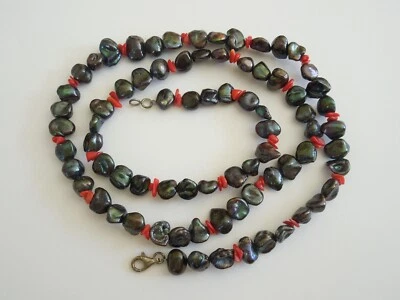 Collana Con Gancio In Argento 925, Perle Freeform Grigio Multicolore E Corallo - Immagine 1 di 3