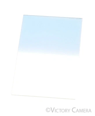Lee 100mm x 150mm Sky Blue 2 Grad Hard Polycarbonate Filter [Good] - Image 1 of 3