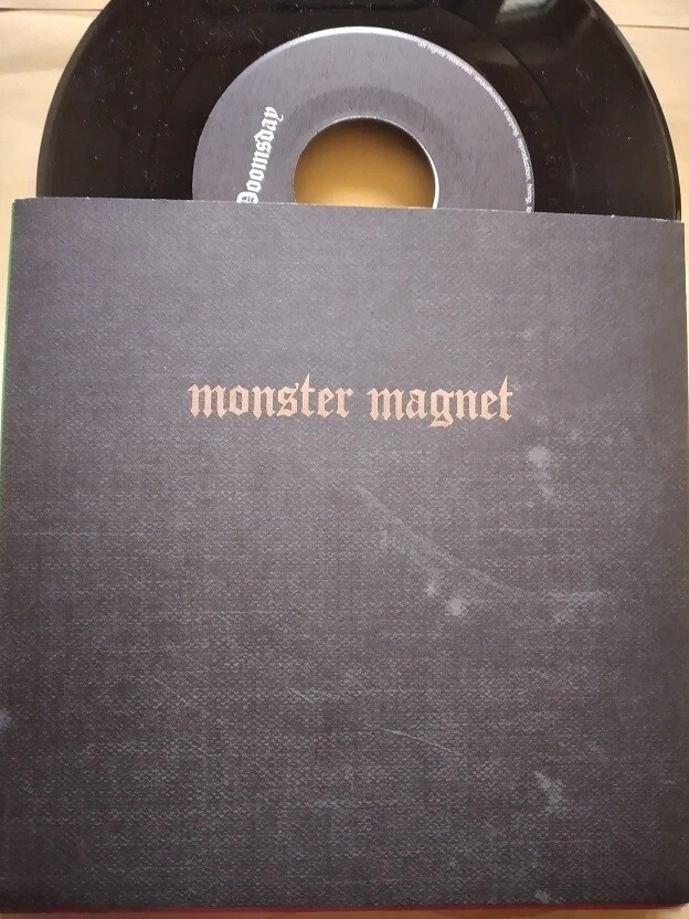 MONSTER MAGNET 1970-DOOMSDAY  7'' VINYL NEAR MINT MADE IN EU- FREE SHIPPING! - Image 1 of 1