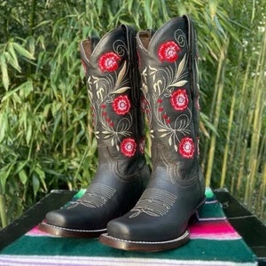 Damen Cowgirl Stiefel bestickt. " Westernstiefel mit roten Blumen. Bota Para Mujer. - Bild 1 von 7