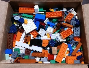 Lego Lot Of 2 Lbs Misc Bricks Blocks Parts No Figs Mixed Colors Mixed Sizes  - Picture 1 of 1