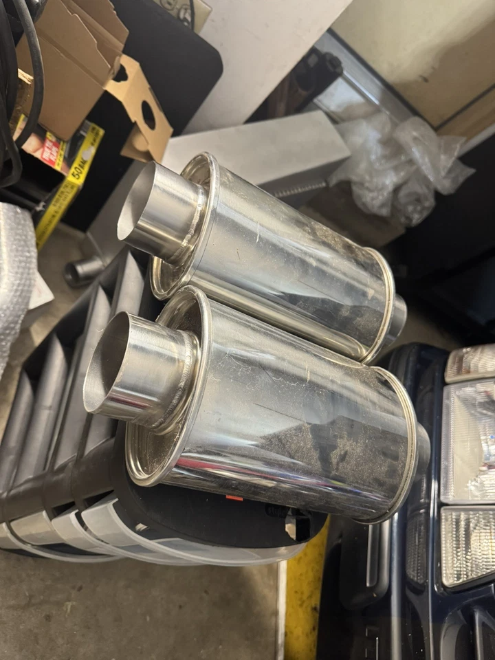 Resonador Vibrante Ultra Silencioso 3" Entrada Central Salida 13.75" Cantidad 1  Foto 1 de 1