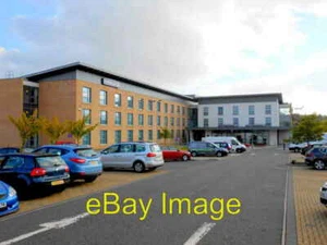 Photo 6x4 Premier Inn Hotel This hotel is just off Hallbarns Crescent sit c2015 - Picture 1 of 1