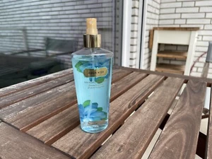 Victoria`s Secret Fragrance Mist - Aqua Kiss 250ml Vintage Alte Verpackung 2000s - Bild 1 von 4