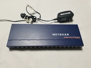 NETGEAR FS116 10/100 Desktop Switch - 16 Ethernet Ports Barely Used - Picture 1 of 3