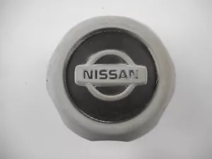 1998-2004 NISSAN FRONTIER XTERRA SILVER WHEEL CENTER CAP OEM 40315-7Z100 - Picture 1 of 15