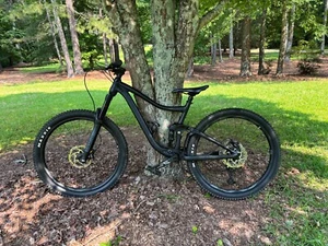 2021 Giant Trance 27.5 Aluminum Medium Frame, Great condition - Picture 1 of 10