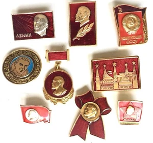 LOTTO DI 9 SPILLE RUSSE SOVIETICHE URSS VINTAGE DIVERSE DA COLLEZIONE - Foto 1 di 4
