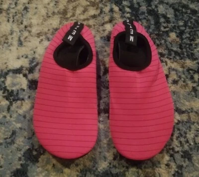 Met 520 Pink stretch Water Shoes  Women's -Size  42-43 - Image 1 of 4