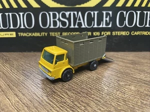 Lesney Matchbox No. 37 Dodge Cattle Truck 1966 Yellow Made in United Kingdom - Picture 1 of 9