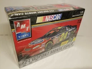 AMT/ERTL 2003 NASCAR DuPont Chevy Monte Carlo #24 Jeff Gordon - Bild 1 von 6