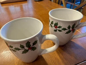 2er Set/Weihnachten Feiertage Royal Norfolk Stechpalme Beere Kaffeebecher Teetasse - Bild 1 von 3