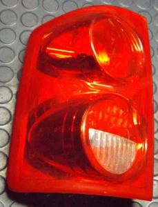 2005-2011 Dodge Dakota Driver Left Side Tail Light Taillight Oem - Picture 1 of 3