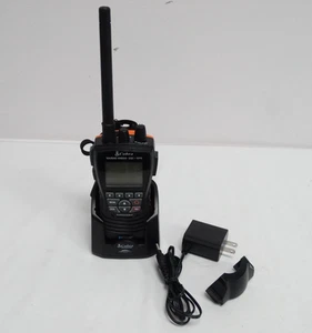 Cobra Marine VHF Radio HH600 DSC GPS W/ Base Charger - Tested & Working - Zdjęcie 1 z 9
