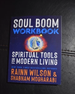 Libro autografiado firmado por Rainn Wilson The Office programa de televisión Dwight Shrute - Imagen 1 de 2
