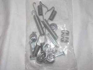 SAAB 95 SAAB 96 REAR BRAKE SHOE FITTING KIT V4 SAAB SONNET - Picture 1 of 3