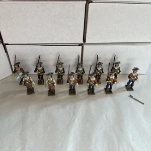 Juego de 12 soldados de juguete de mosqueteros CBG Mignot - Imagen 1 de 4