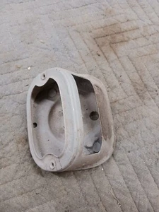 STOCK HARLEY PANHEAD SHOVELHEAD GUIDE RH-55 TAILLIGHT FOR 1955-1972 . - Picture 1 of 11
