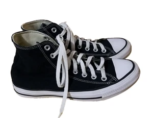 CONVESE ALL STAR CHUCK TAYLOR UNISEX SIZE M 6.5 W 8.5 BLACK/WHITE PRE-OWNED VGC! - Picture 1 of 7