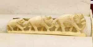 Vintage carved cow bone elephant brooch - Picture 1 of 8