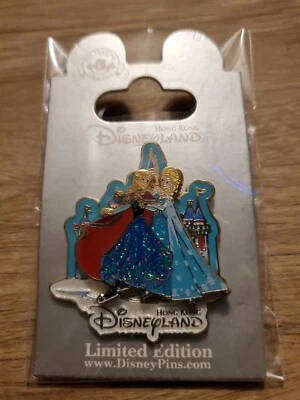 Pin Disney HKDL Natal Castelo Congelado Princesa Elsa Anna LE 500  - Imagem 1 de 2