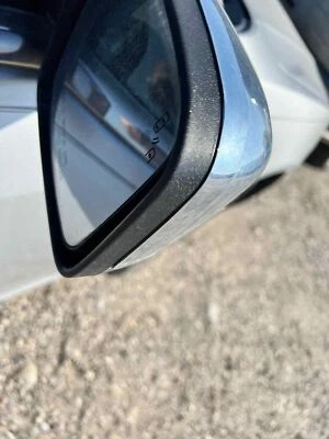 Medidor de flujo de aire de inyección de combustible usado se adapta a: Lincoln MKZ 2012 grado A Foto 1 de 4