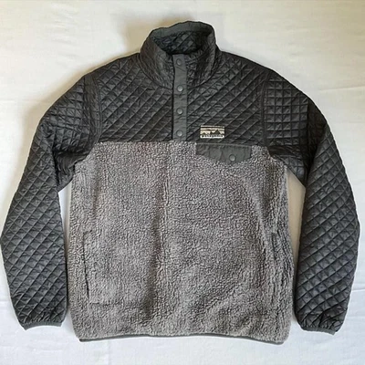 VTG Patagonia Women's Grey and Black Sherpa Jacket XS - Image 1 of 4