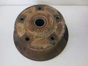 2013 John Deere Gator 825i 4wd Used OEM One Front Wheel Axle Hub - Picture 1 of 2