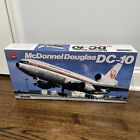 Doyusha 1/100 McDonnell Douglas DC-10 JAL Japan Air Lines Plastic Model Kit 1996