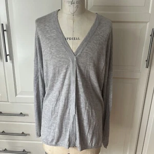 vince grauer Pullover mit V-Ausschnitt Medium M - Bild 1 von 5