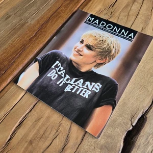 MADONNA - Illustrated Biography - Vintage Paperback Book - Debbi Voller 1988 - Picture 1 of 8