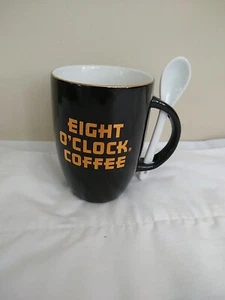 Taza de café coleccionable ocho en punto con cuchara en mango ~ negra con borde dorado - Imagen 1 de 6